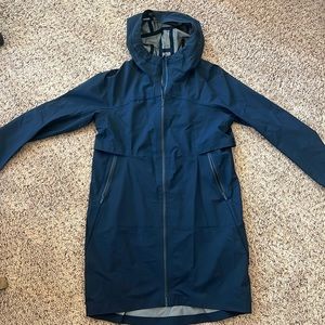Lululemon Rain Rebel Jacket